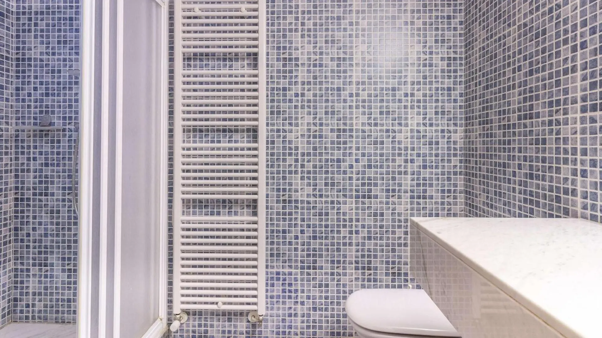 아파트 Apartamento Luminoso Con Terraza, Wifi, Garaje Y A 50M De La Playa En Llanca - Es-228-15 스페인